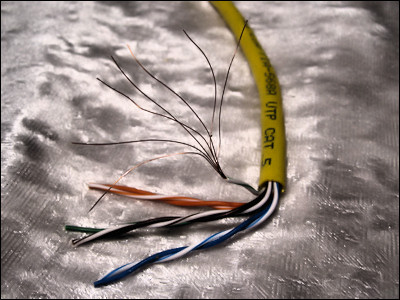 Bl&oslash;dt netv&aelig;rkskabel